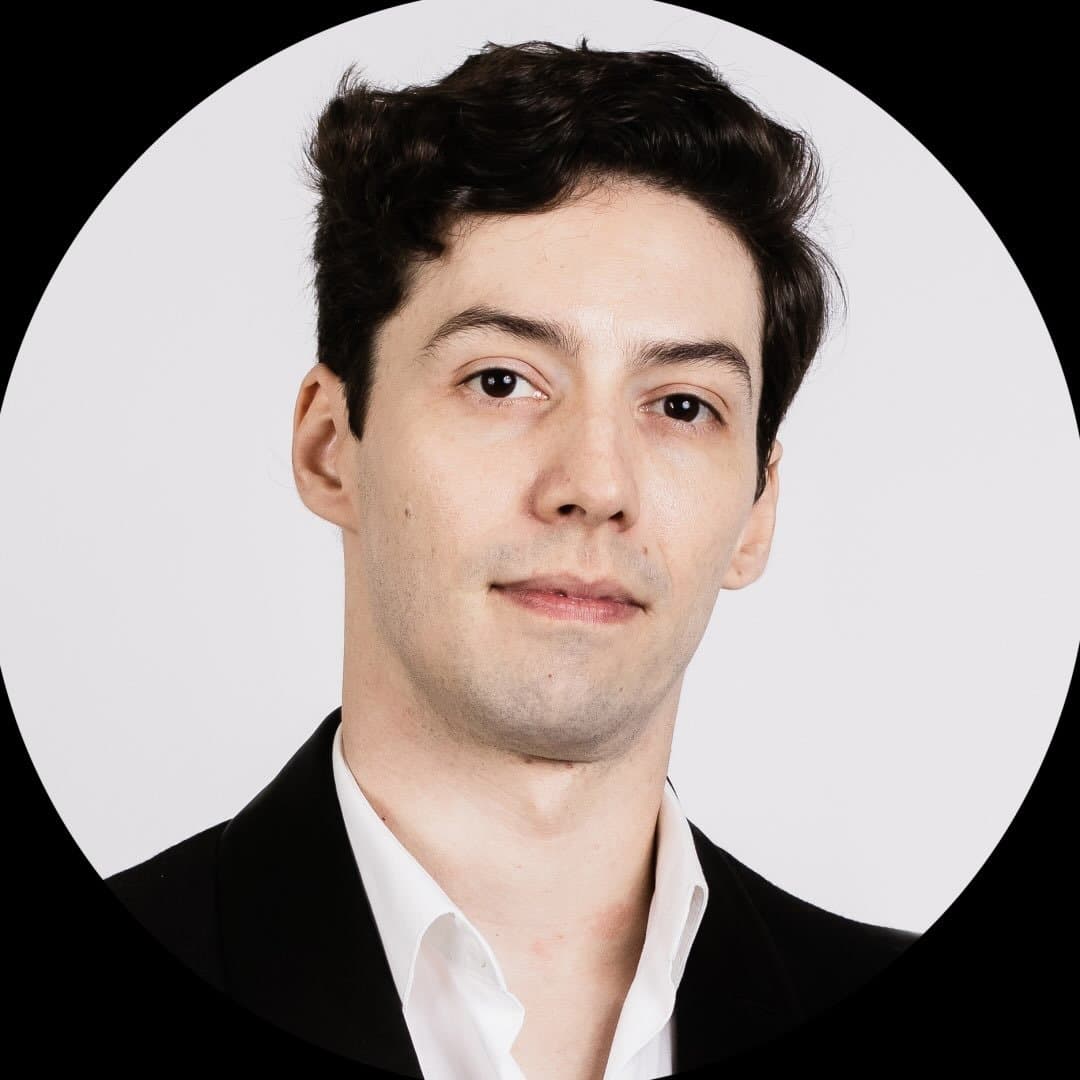Designer Gabriel Freitas